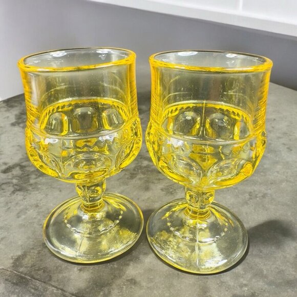 VTG Indiana Glass Kings Crown Thumbprint Yellow Goblet Small Cups Glasses Set 2 - Picture 1 of 11